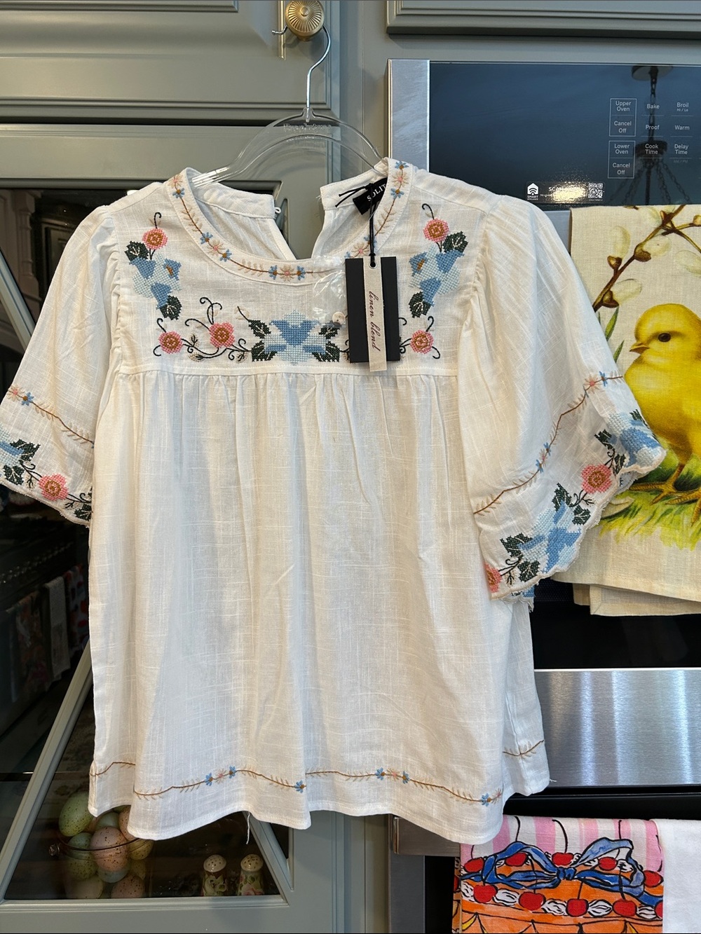 Solitaire Embroidered Linen Blend Floral Peasant Top NWT Small